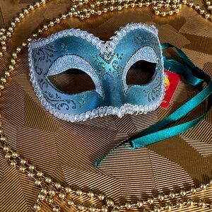 Mardi Gras, anyone? Gorgeous Italian Masquerade Eye Mask